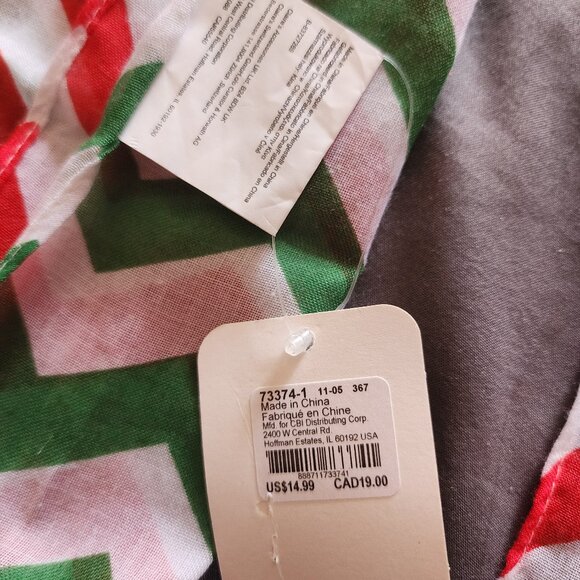 Holiday scarf with jingle bells (New with Tag) - Picture 3 of 6